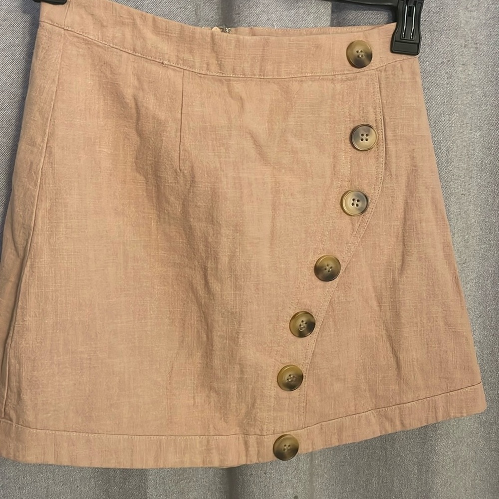 Cute Tan Linen Mini Skirt. Size S